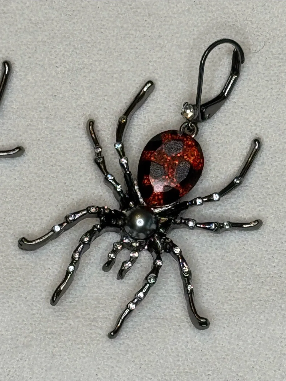 Betsey Johnson Glampire Spider Drop Earrings Red Glitter Crystal Halloween Goth